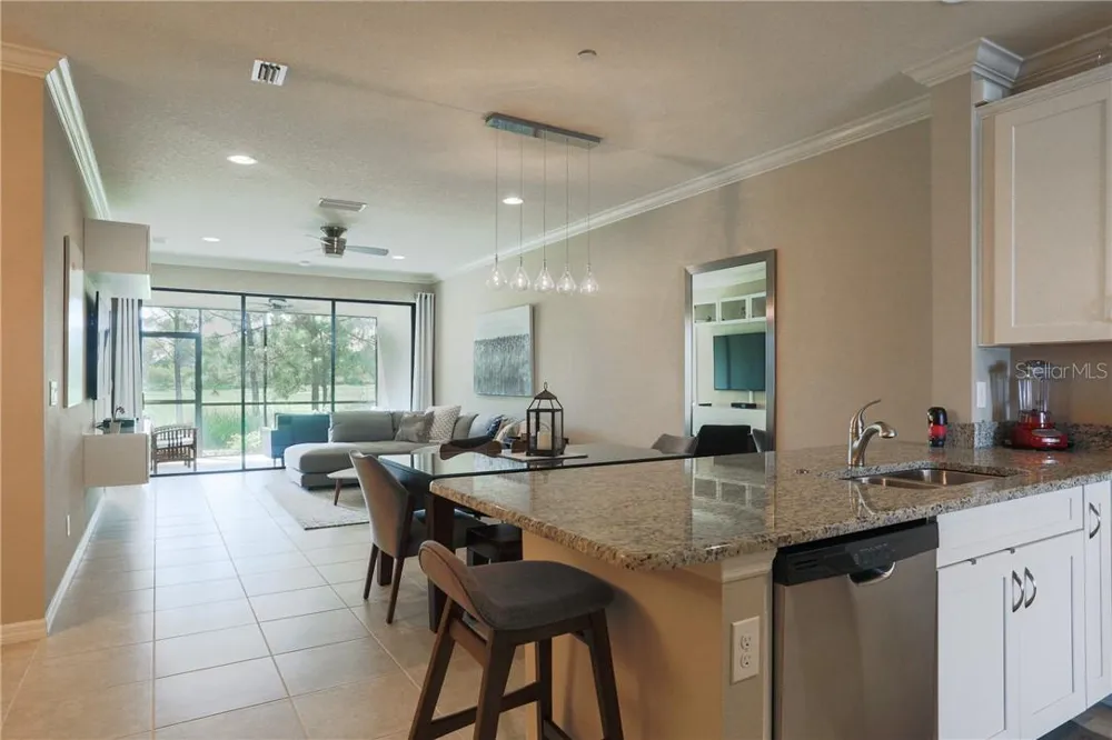 12740 SORRENTO WAY #103 Bradenton, FL 34211