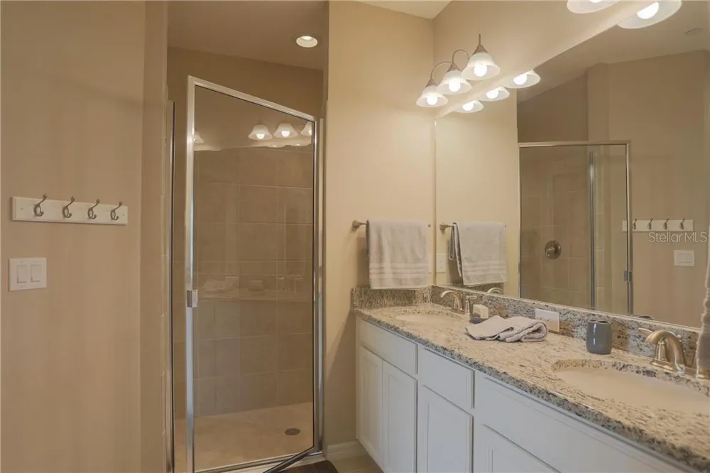 12740 SORRENTO WAY #103 Bradenton, FL 34211