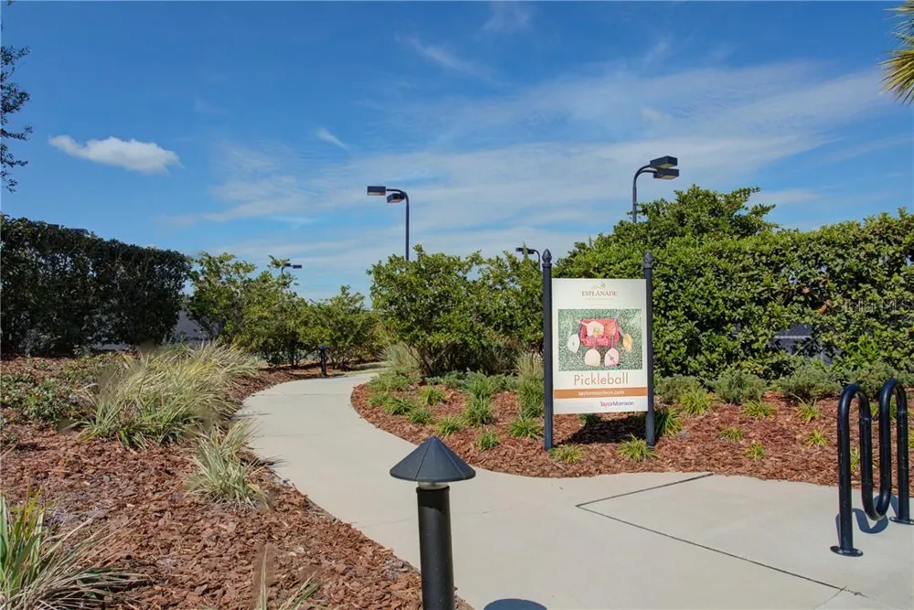 12740 SORRENTO WAY #103 Bradenton, FL 34211