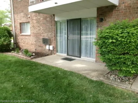 15110 Fairfield Street #B