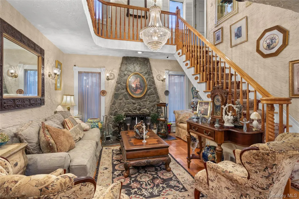 315 Wynsum Avenue Merrick, NY 11566