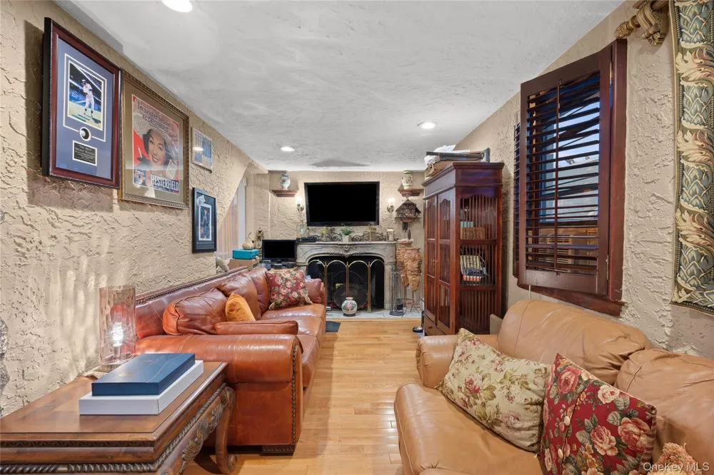 315 Wynsum Avenue Merrick, NY 11566