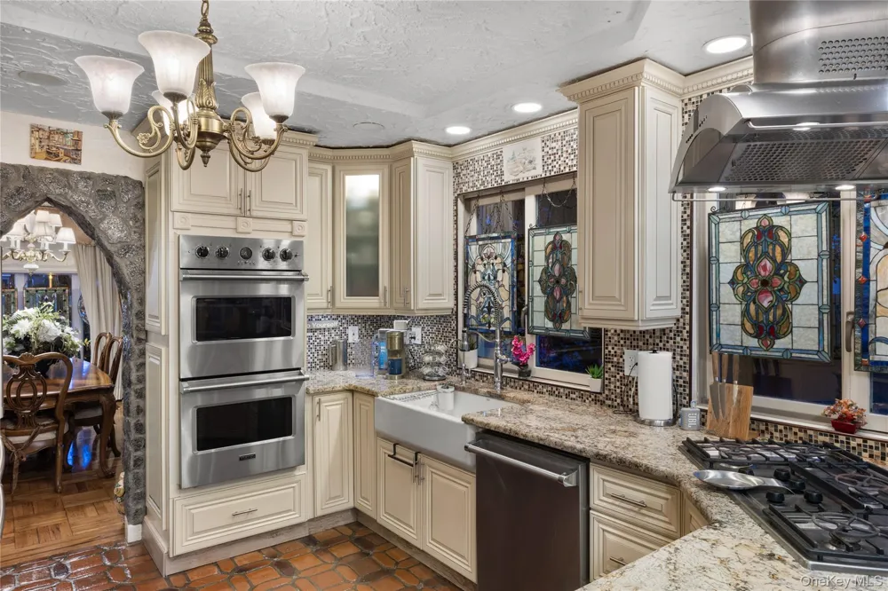 315 Wynsum Avenue Merrick, NY 11566