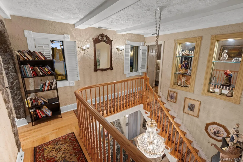 315 Wynsum Avenue Merrick, NY 11566