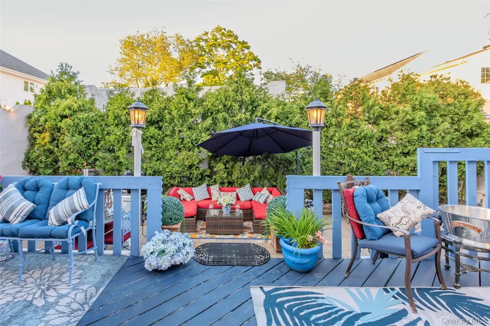 315 Wynsum Avenue Merrick, NY 11566