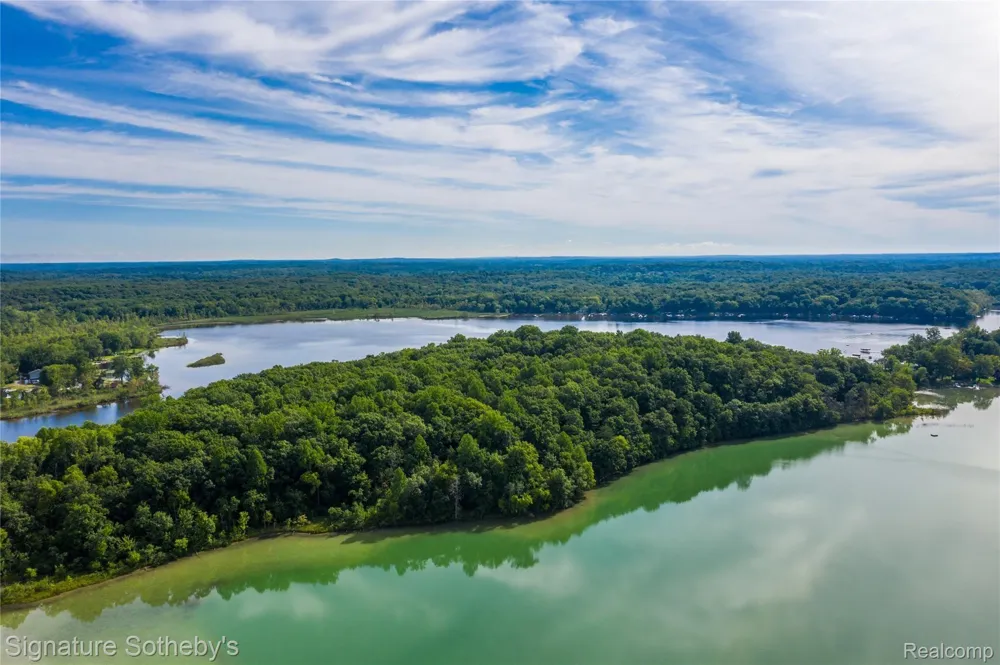 14625 Edgewater Drive Lyndon Township, MI 48137