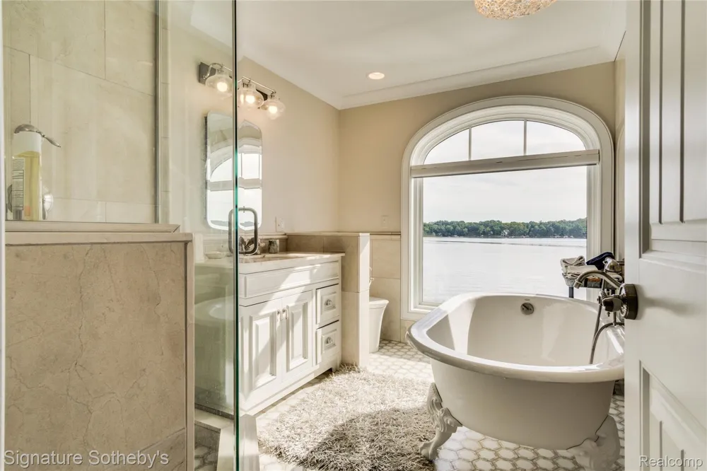 14625 Edgewater Drive Lyndon Township, MI 48137