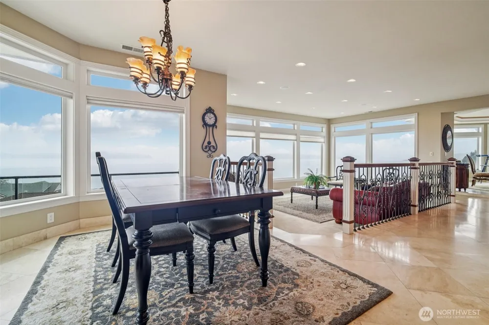 2318 Sunnyside Heights Drive Steilacoom, WA 98388