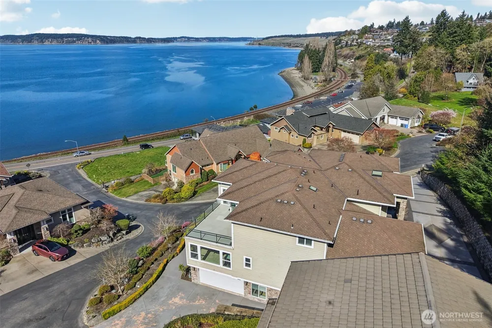 2318 Sunnyside Heights Drive Steilacoom, WA 98388