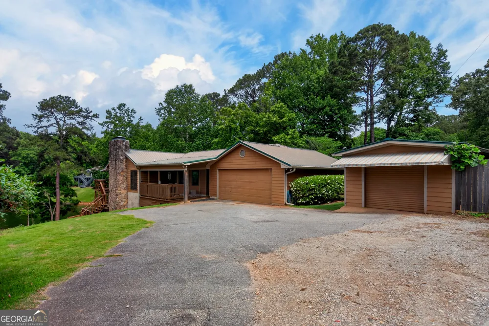 180 Old House RD Hamilton, GA 31811