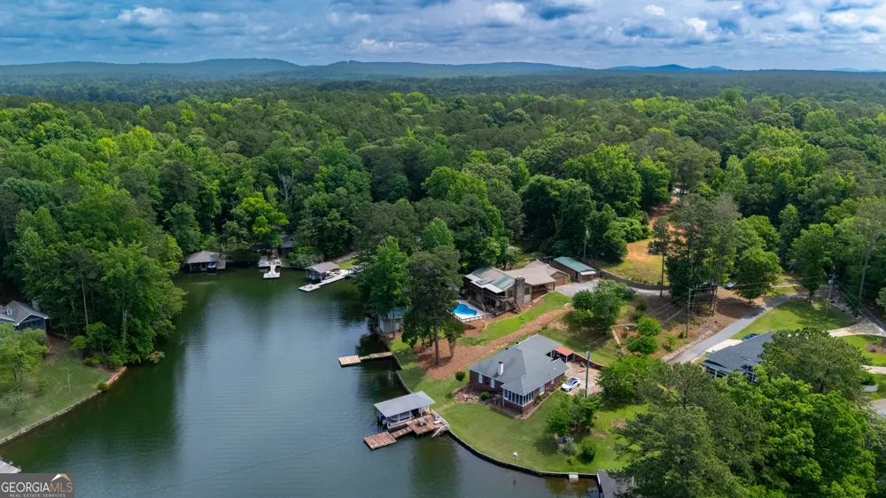 180 Old House RD Hamilton, GA 31811