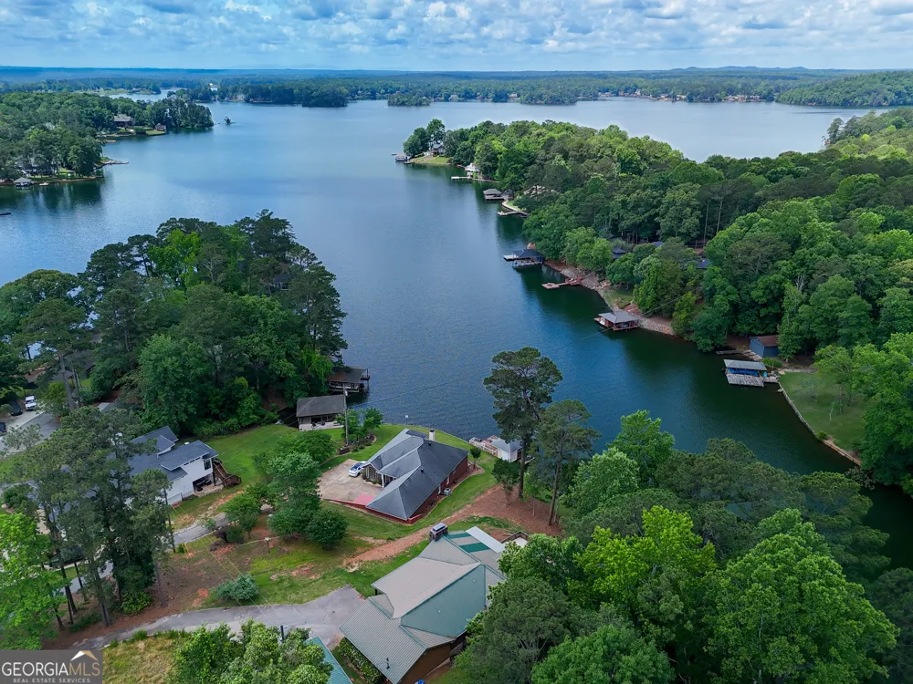 180 Old House RD Hamilton, GA 31811