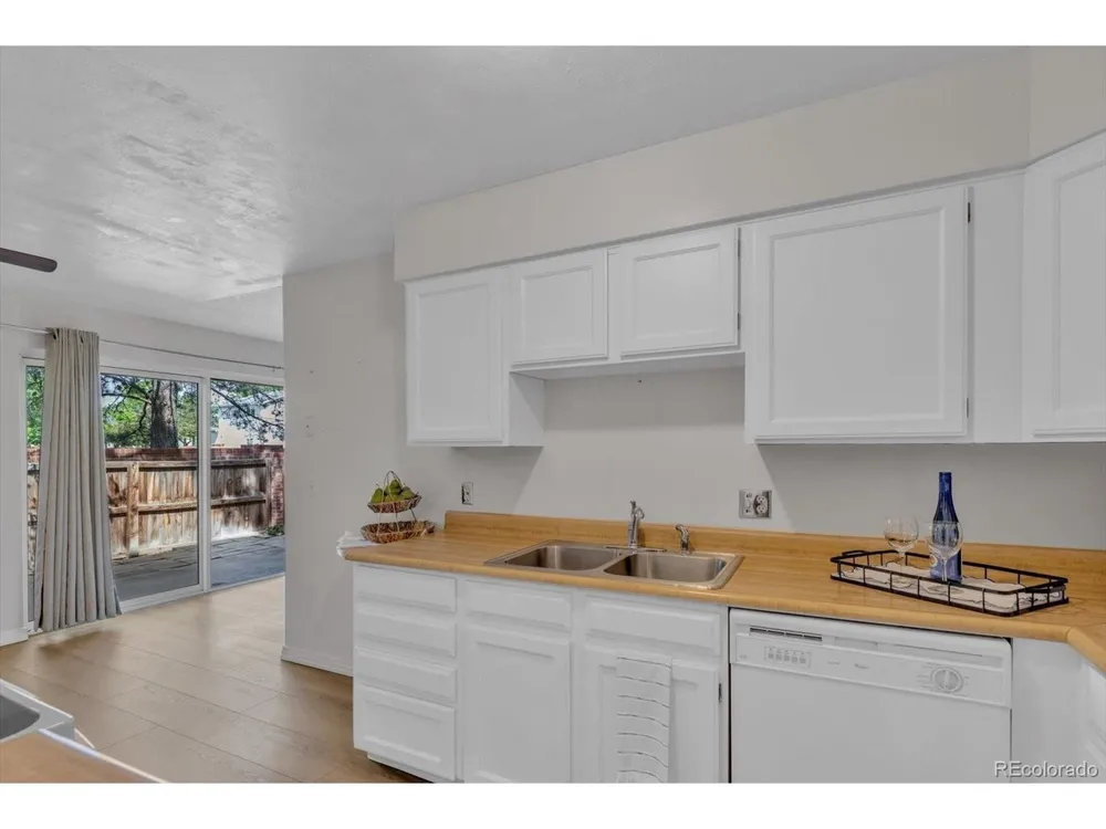 2036 W 101st Avenue Thornton, CO 80260