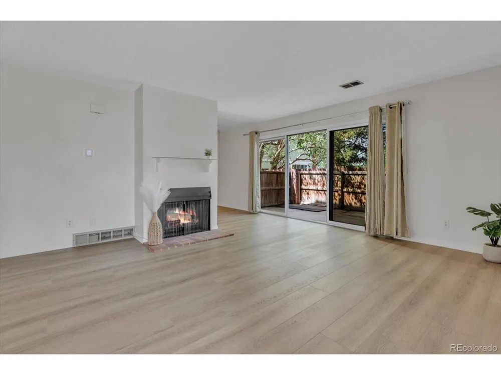 2036 W 101st Avenue Thornton, CO 80260