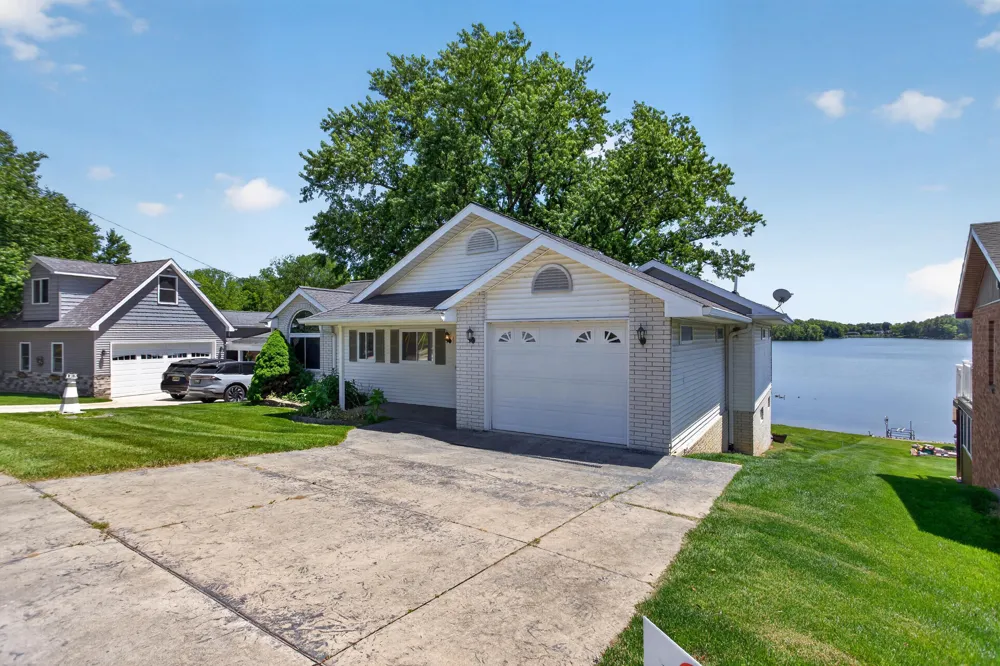 11939 Greenbriar Drive Jerome, MI 49249
