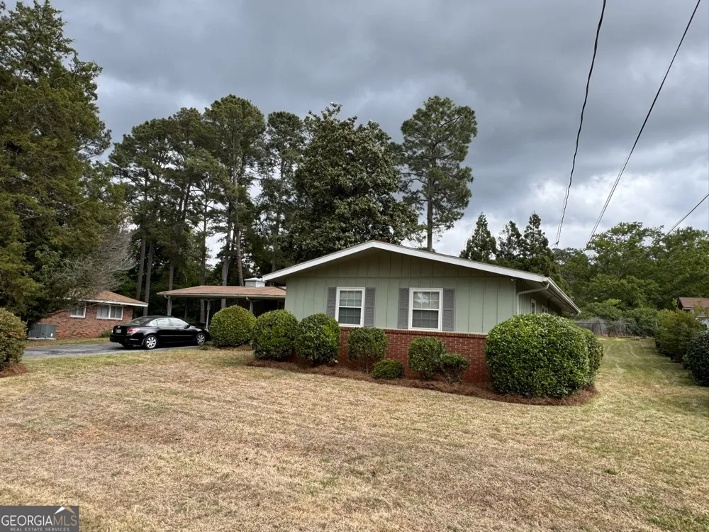 106 Johnston DR Thomaston, GA 30286