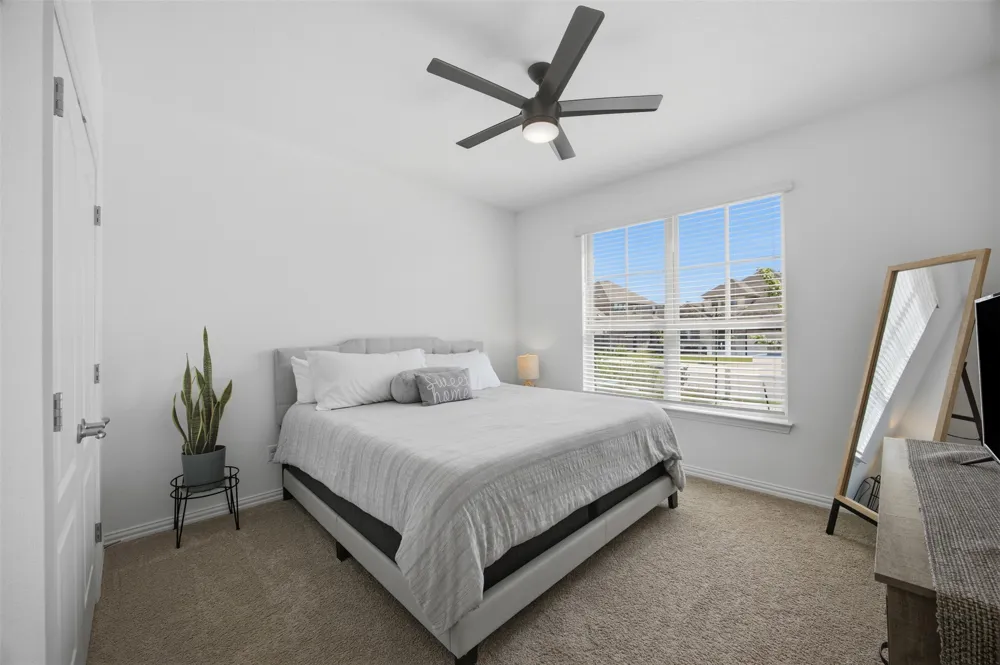18012 Clairess Lane Manor, TX 78653