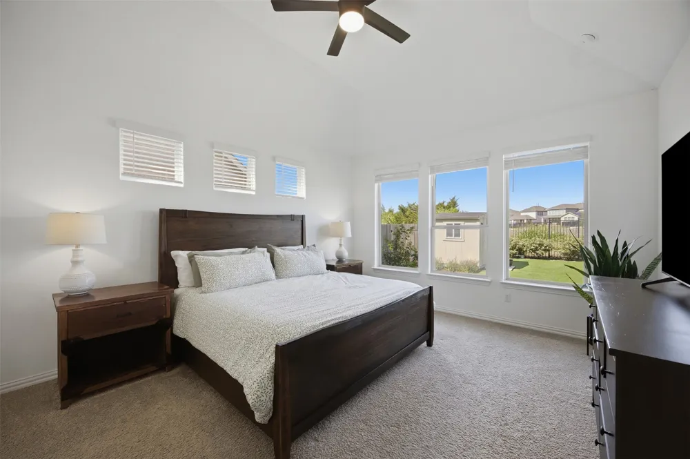 18012 Clairess Lane Manor, TX 78653