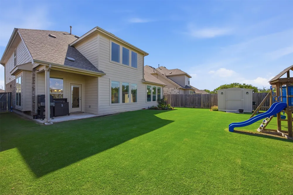 18012 Clairess Lane Manor, TX 78653