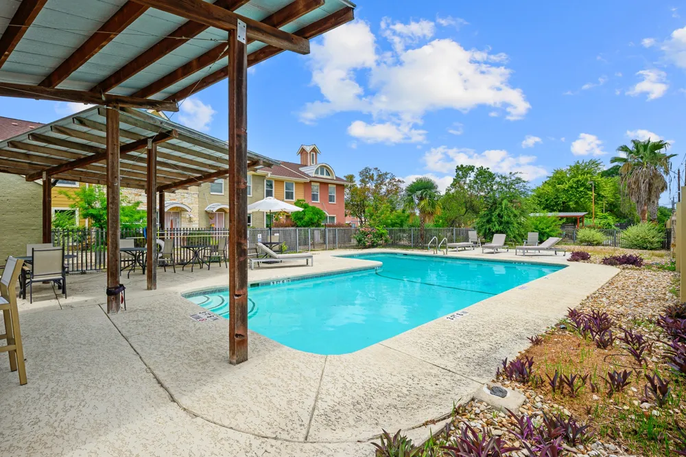 1101 Grove Boulevard #208 Austin, TX 78741