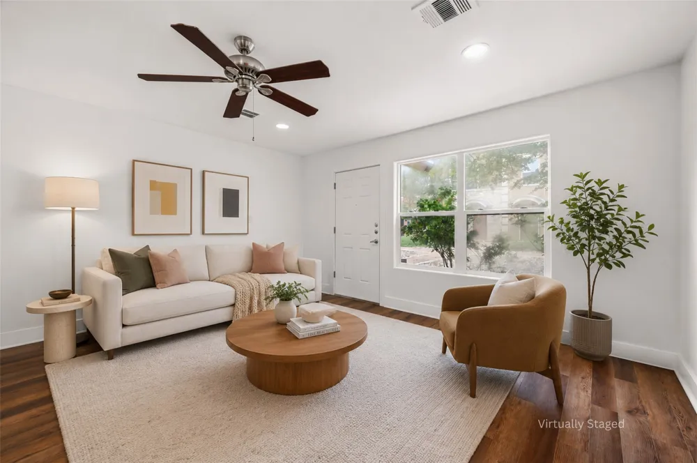 1101 Grove Boulevard #208