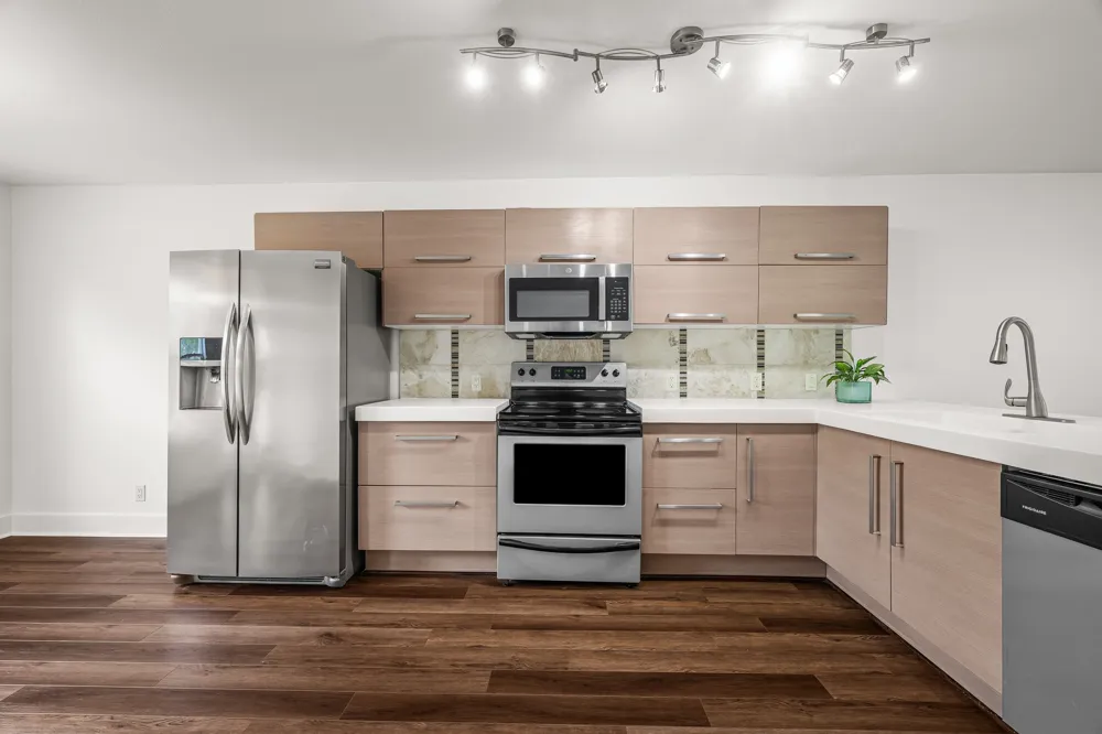 1101 Grove Boulevard #208 Austin, TX 78741
