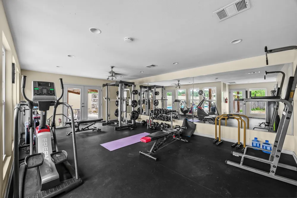 1101 Grove Boulevard #208 Austin, TX 78741