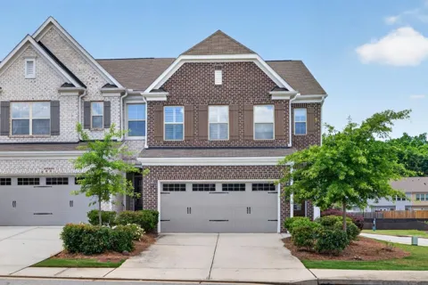1192 Lanier Willow Path