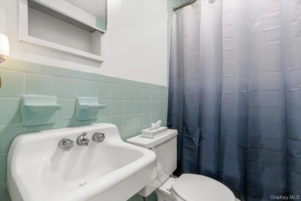 170 Atonement Avenue Garrison, NY 10516