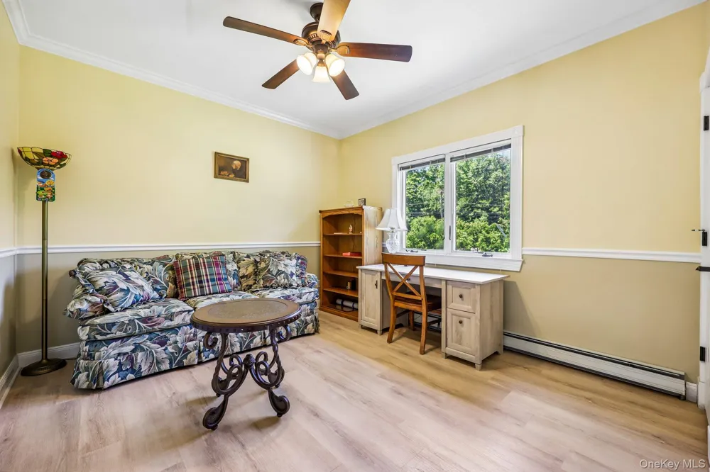 4 Penn Court East Setauket, NY 11733