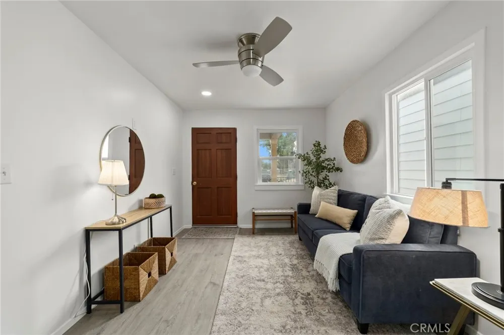 308 Pasadena Avenue Azusa, CA 91702