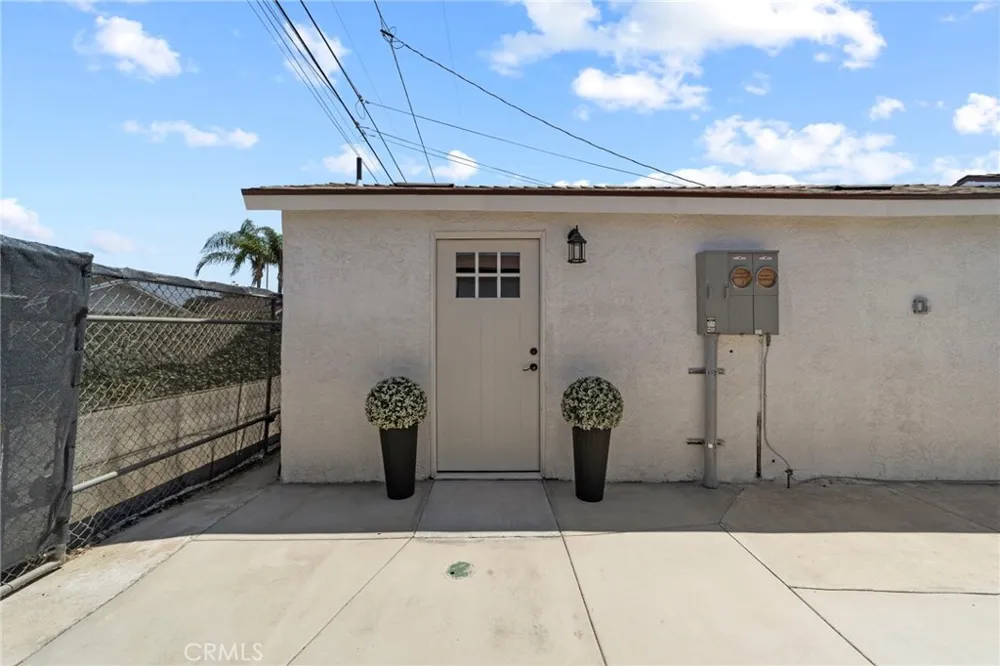 308 Pasadena Avenue Azusa, CA 91702