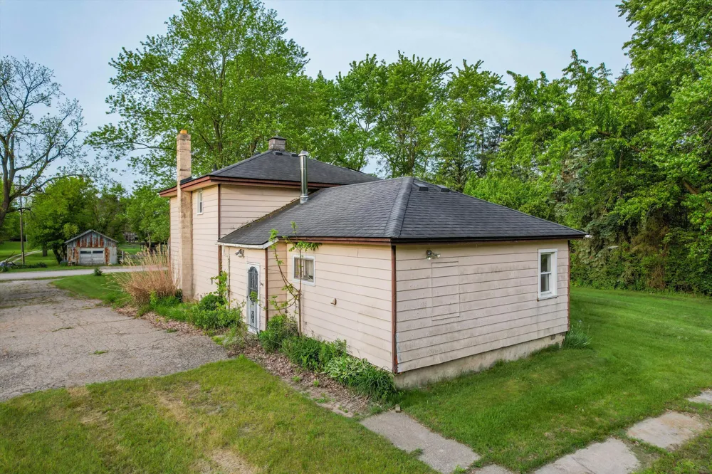 1120 Jewell Road Milan, MI 48160