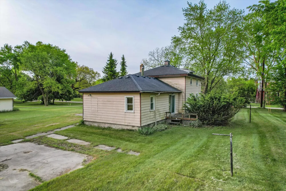 1120 Jewell Road Milan, MI 48160