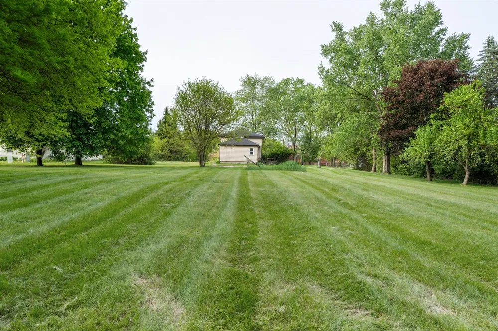 1120 Jewell Road Milan, MI 48160