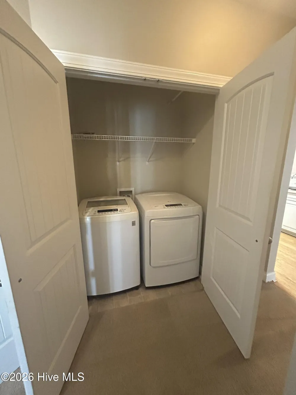 300 -325 Gateway Condos Drive Surf City, NC 28445