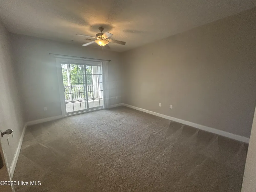 300 -325 Gateway Condos Drive Surf City, NC 28445