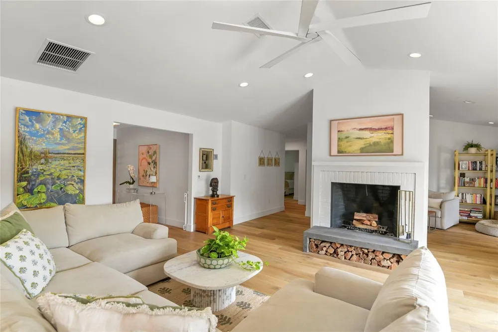 220 ADAMS DRIVE Maitland, FL 32751