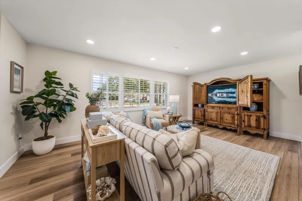 1736 GOLF VIEW DRIVE Belleair, FL 33756
