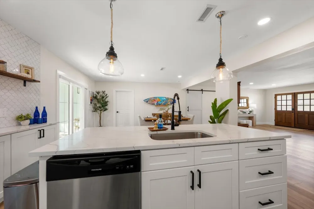 1736 GOLF VIEW DRIVE Belleair, FL 33756