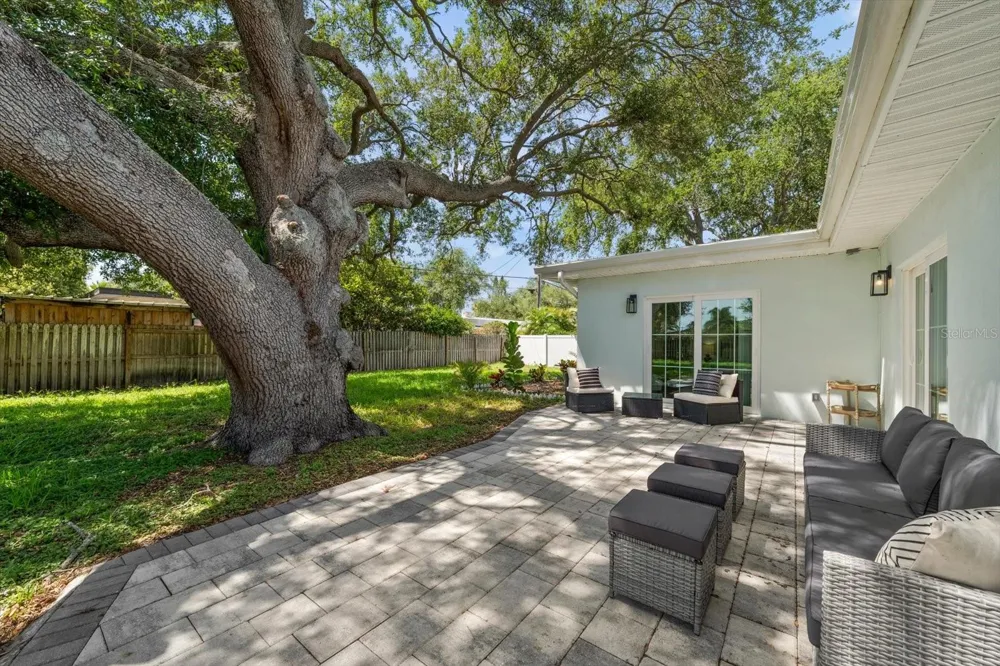 1736 GOLF VIEW DRIVE Belleair, FL 33756