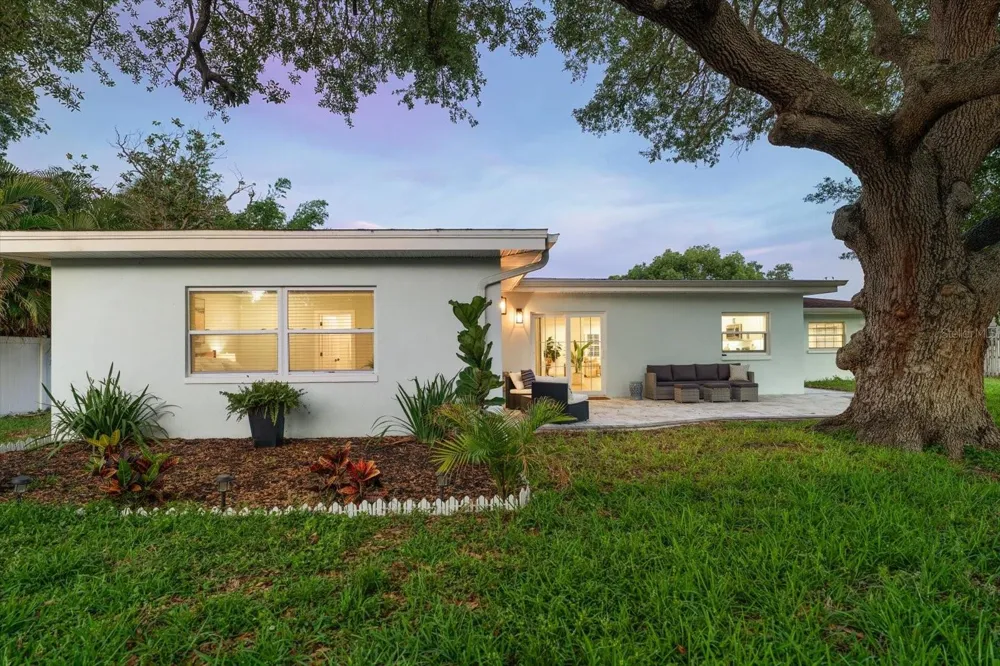 1736 GOLF VIEW DRIVE Belleair, FL 33756