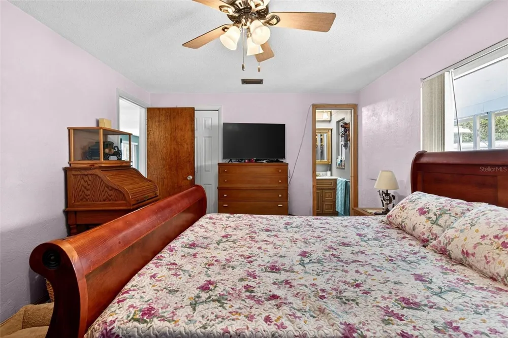 201 POINCIANA AVENUE Port Orange, FL 32127