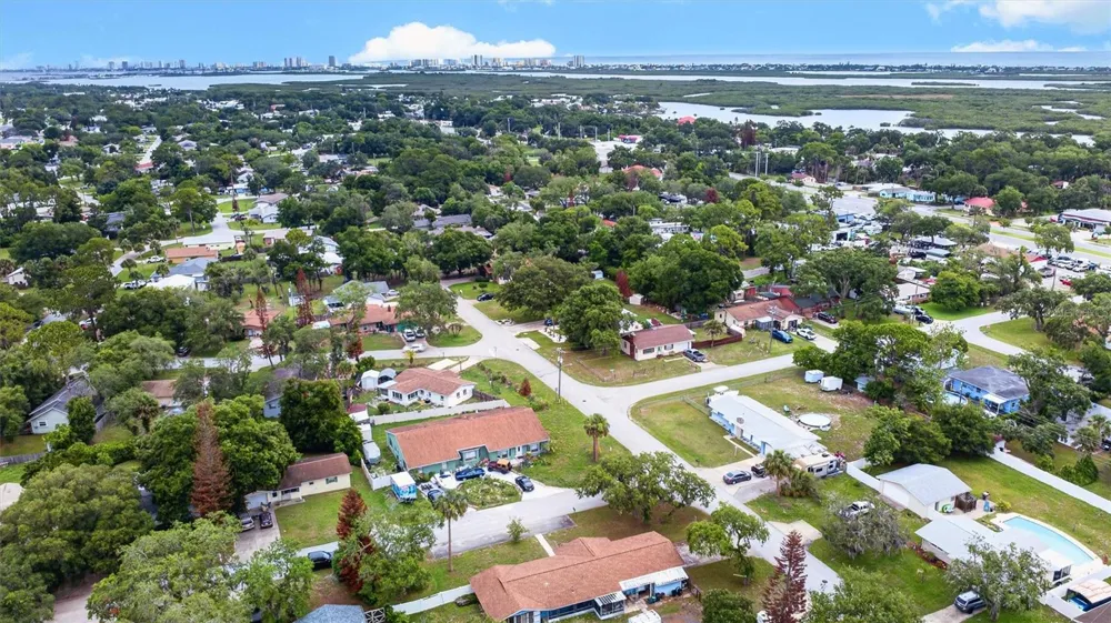 201 POINCIANA AVENUE Port Orange, FL 32127