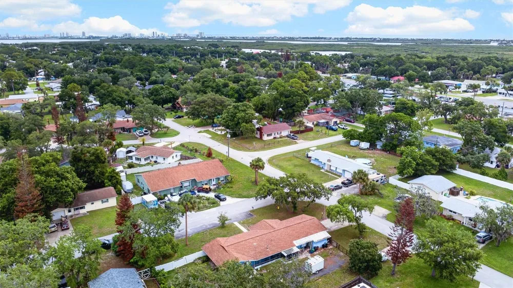 201 POINCIANA AVENUE Port Orange, FL 32127