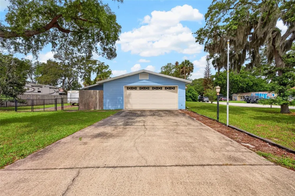 201 POINCIANA AVENUE Port Orange, FL 32127