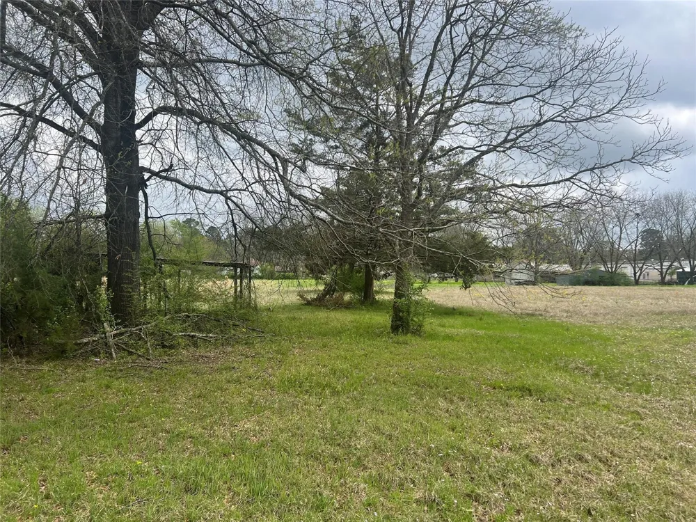Merrill Street New Boston, TX 75570