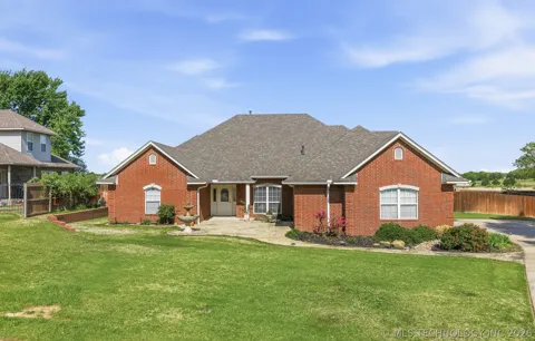 833 Franklin Drive