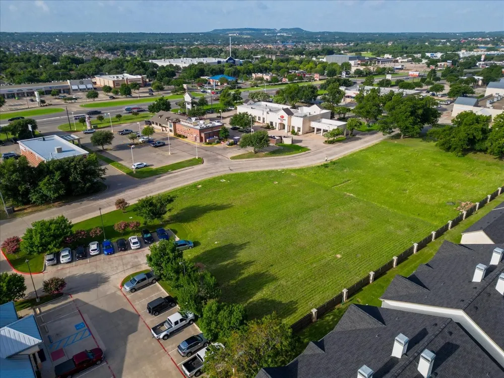 1100 Crawford Avenue Granbury, TX 76048