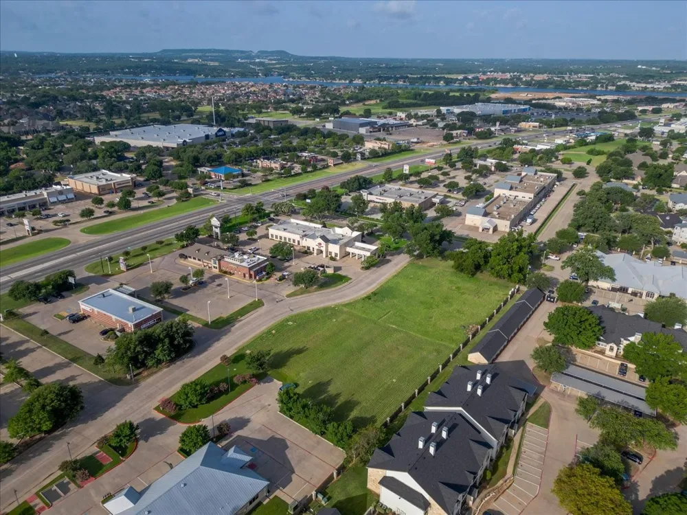 1100 Crawford Avenue Granbury, TX 76048